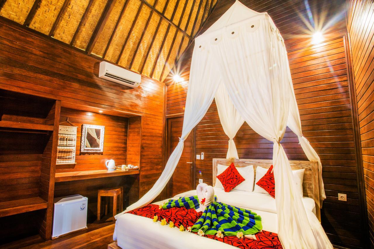 Bukit Ancak Lembongan Villa Buitenkant foto