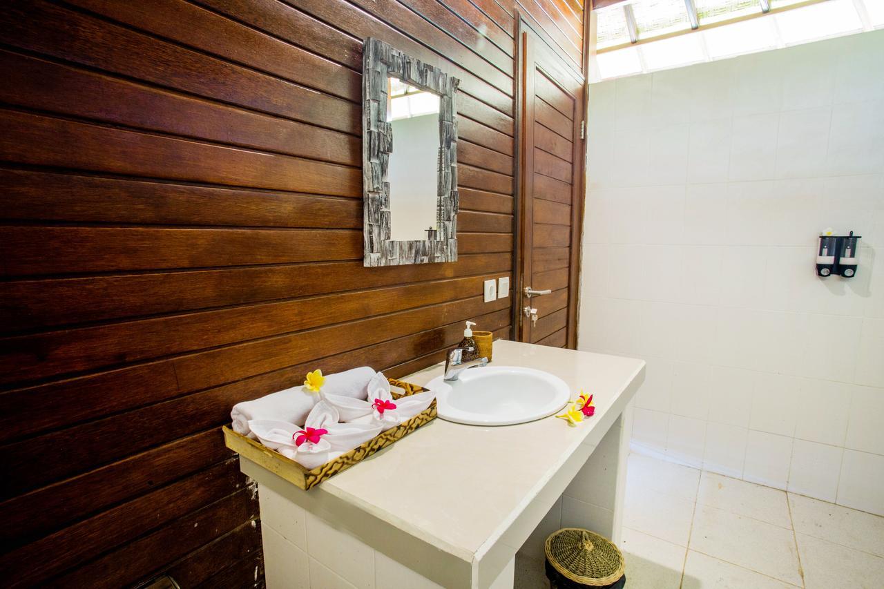 Bukit Ancak Lembongan Villa Buitenkant foto