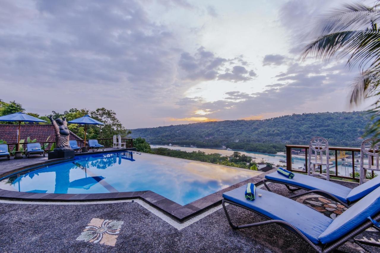 Bukit Ancak Lembongan Villa Buitenkant foto